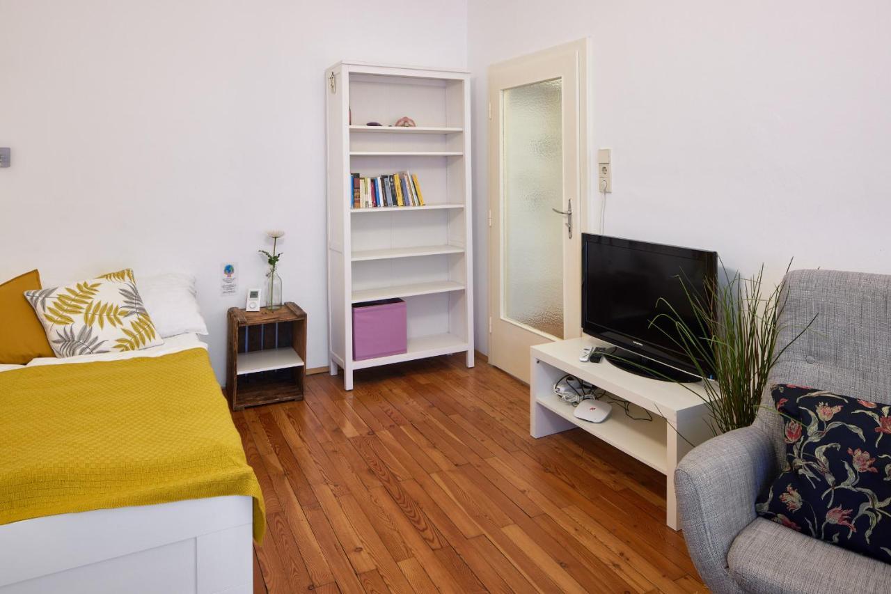 Apartamento Cosy & Charming In The City Centre Viena Exterior foto